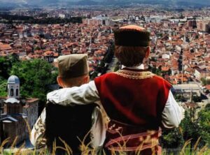 ИСТОРИЈСКЕ ПОУКЕ: Срби, памет у главу!